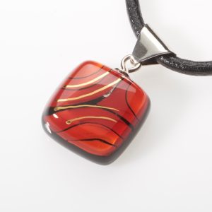 Mediterraneo in Rosso nei gioielli di Barbara Pole