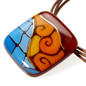 Casa Batllò nei gioielli di Barbara Pole